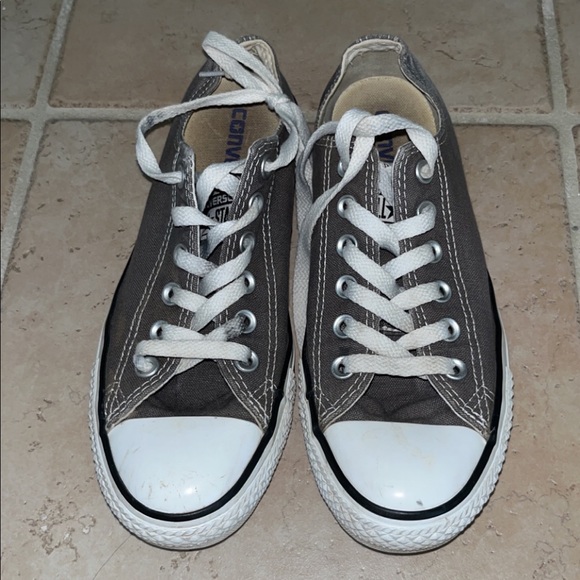 Gray chuck Taylor all start converse sneakers - Picture 1 of 5